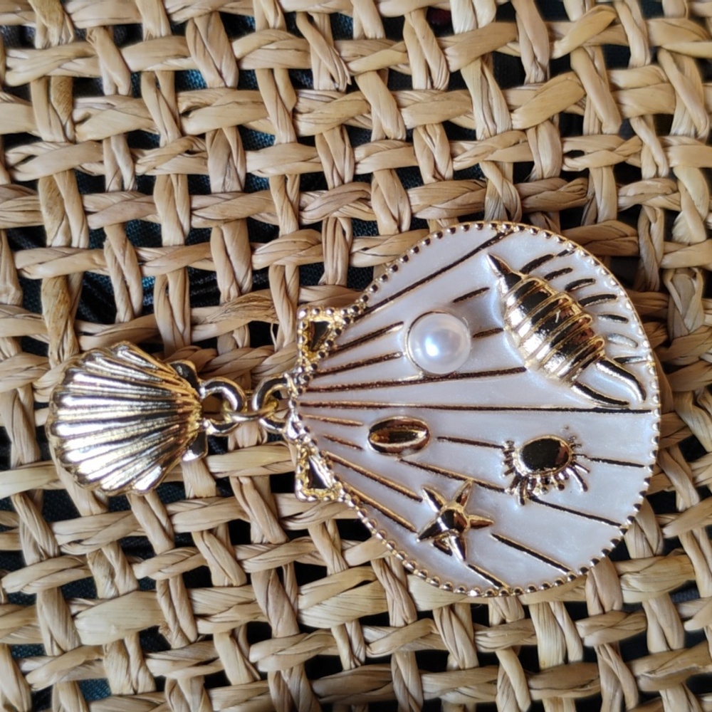 Shell earings